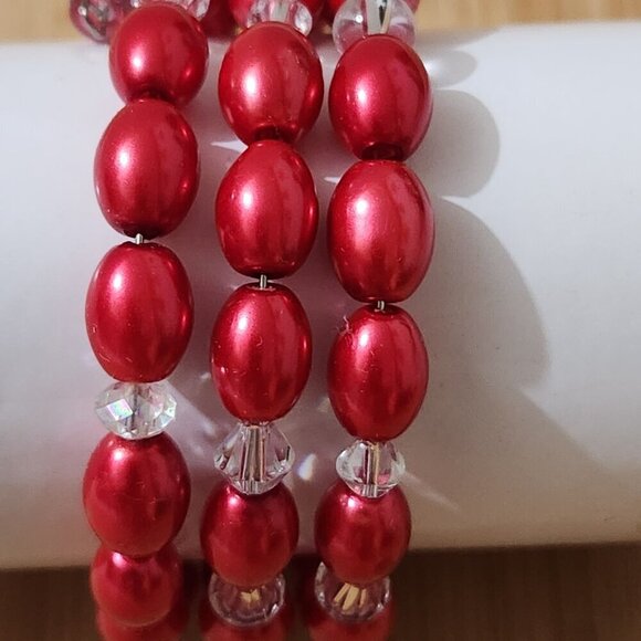 Hand Crafted Pearl Wrap Bracelet Earrings Set Red Faux Pearls Clear Crystals - Picture 7 of 9